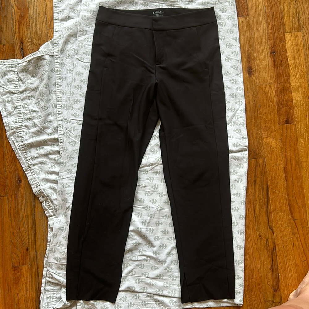 Athleta 10 TALL crop trouser in black
